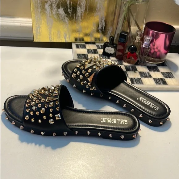 Cape Robbin Black and Gold Sandals with Bold Design Studsed - Picture 15 of 16